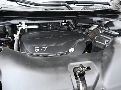 Used 2022 Honda Pilot Sport image 23