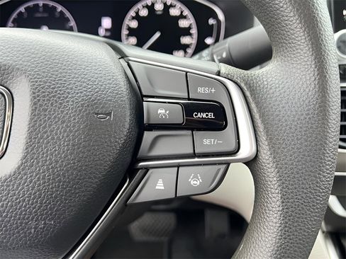 Used 2021 Honda Accord LX image 17