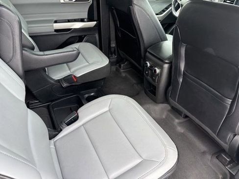 Used 2021 Ford Explorer XLT w/ XLT Sport Appearance Package image 39