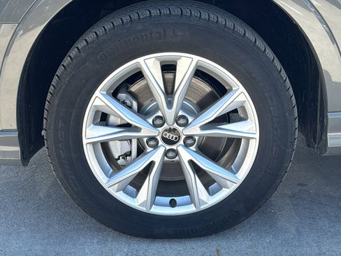 New 2025 Audi Q3 2.0T Premium image 26