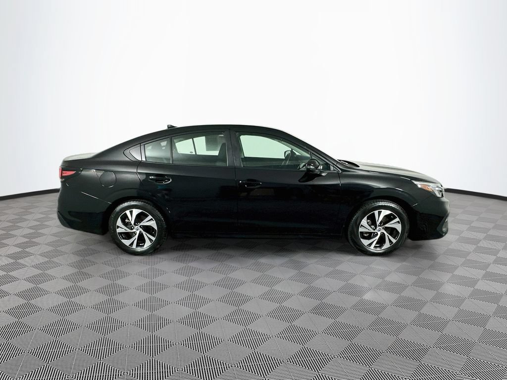 Used 2025 Subaru Legacy Premium AWD/4WD image 11
