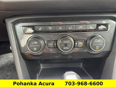 Used 2019 Volkswagen Tiguan SE AWD/4WD image 16