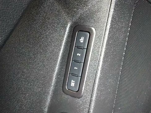 Used 2021 Chevrolet Equinox LT AWD/4WD image 25