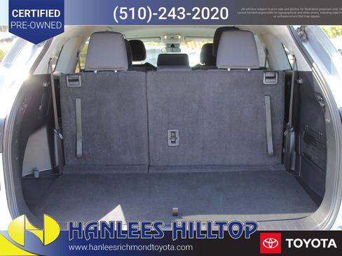 Certified 2024 Toyota Highlander LE image 11