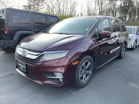 Used 2018 Honda Odyssey Touring image 1