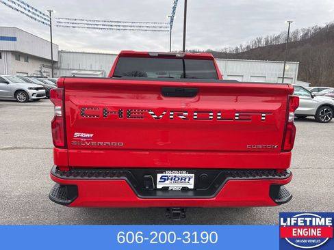 Used 2021 Chevrolet Silverado 1500 Custom image 9