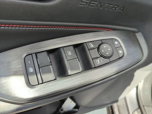 New 2026 Nissan Sentra SR w/ Floor Mat Package FWD image 27