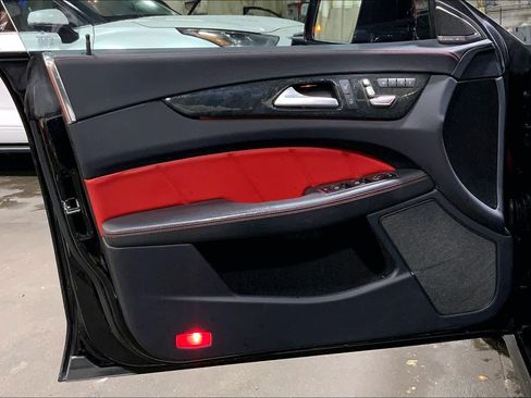 Used 2017 Mercedes-Benz CLS 550 4MATIC image 21