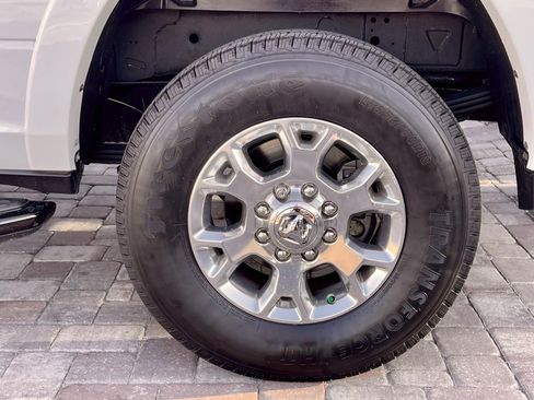 Used 2020 RAM 3500 Laramie image 46