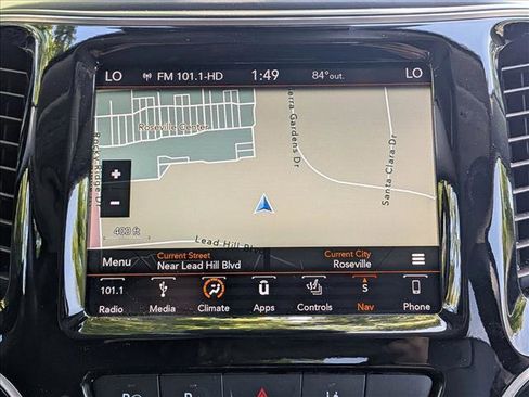 Used 2019 Jeep Cherokee Overland w/ Technology Group AWD/4WD image 14