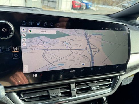 New 2026 Chevrolet Equinox EV LT image 37