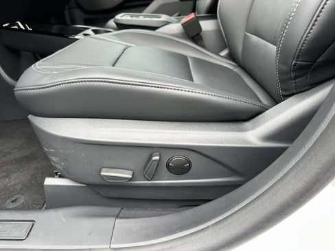 Used 2025 Ford Mustang Mach-E Premium image 12