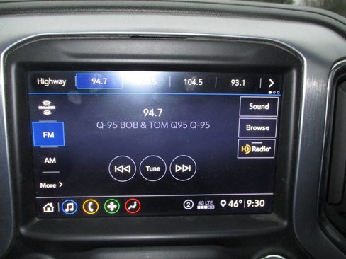 Used 2020 GMC Sierra 2500 SLT w/ Driver Alert Package I image 9