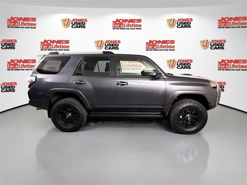 Used 2015 Toyota 4Runner Trail image 16