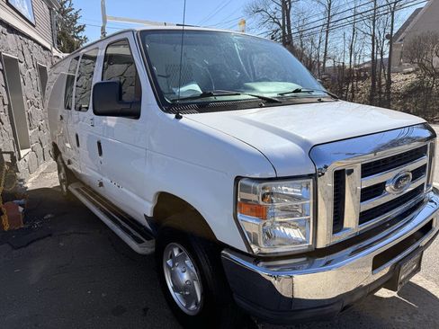 Used 2011 Ford E-250 and Econoline 250 E 250 3dr Cargo Van w/ PWR Group image 4