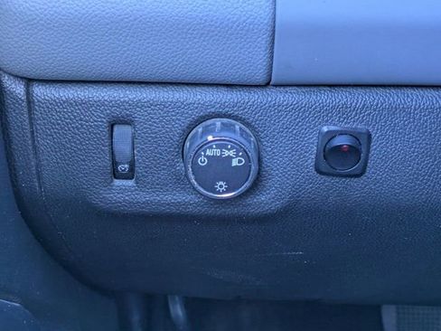 Used 2017 Chevrolet Colorado W/T w/ WT Convenience Package RWD image 22