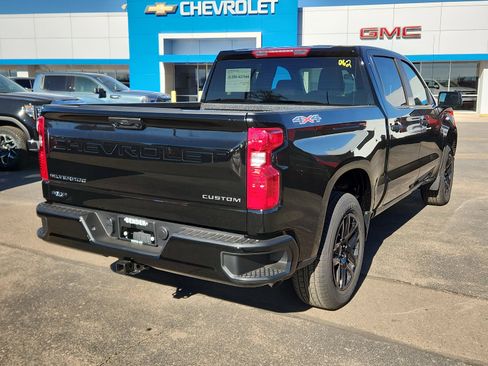 New 2026 Chevrolet Silverado 1500 Custom image 4
