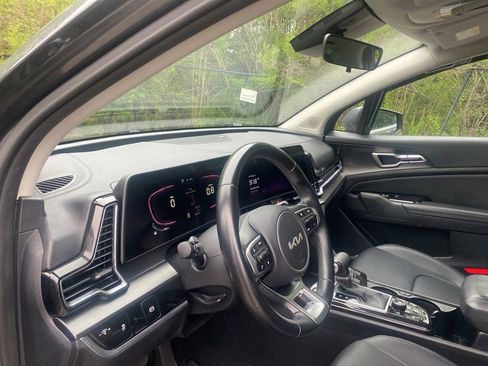 Used 2023 Kia Sportage EX FWD image 15