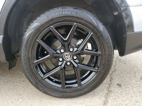 Used 2016 Toyota RAV4 SE image 54