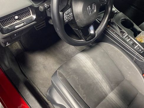 Used 2023 Honda Civic Sport image 8