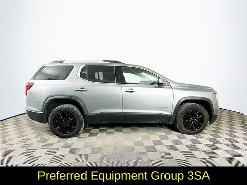 Used 2023 GMC Acadia SLE w/ Driver Convenience Package image 11