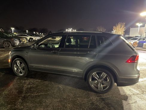 Used 2020 Volkswagen Tiguan SEL image 10