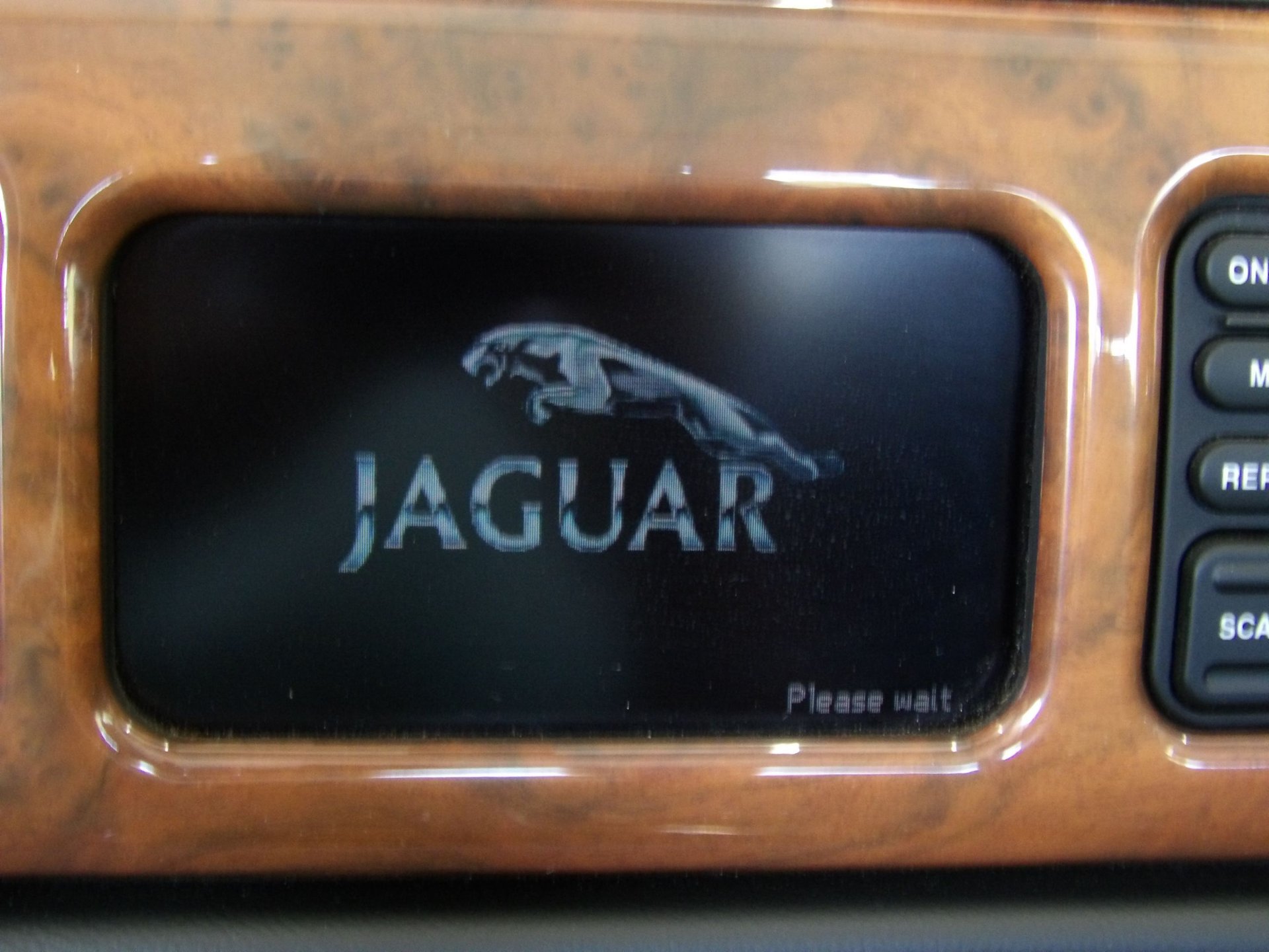 Used 2001 Jaguar XK8 Convertible RWD image 43