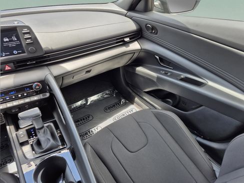 New 2026 Hyundai Elantra SEL Sport Premium FWD image 13