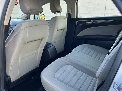 Used 2019 Ford Fusion S FWD image 15