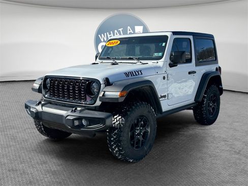 Certified 2025 Jeep Wrangler Willys image 4