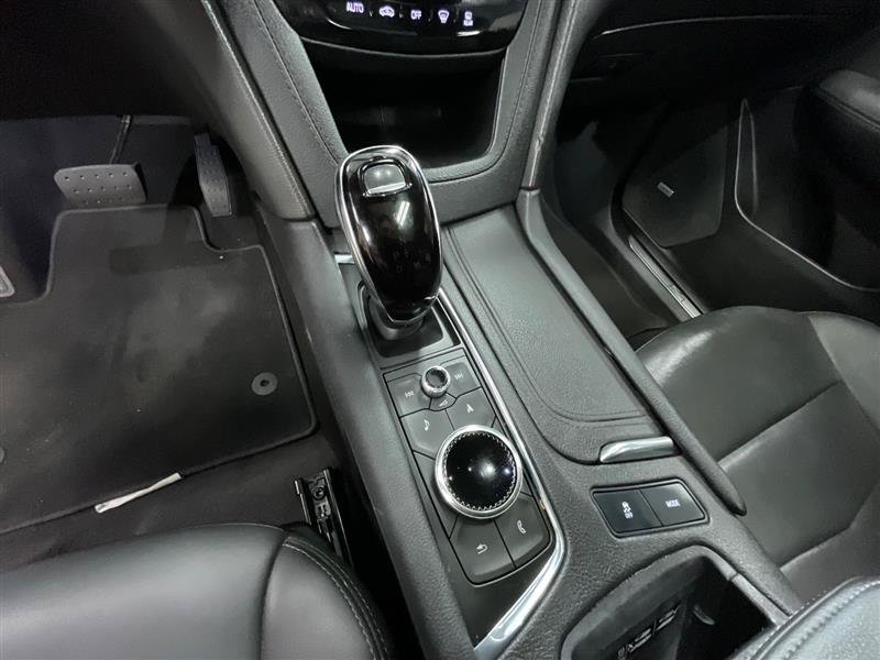 Used 2024 Cadillac XT5 Premium Luxury FWD image 15