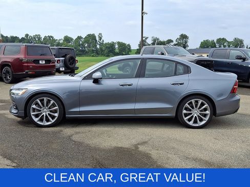 Used 2021 Volvo S60 T6 Momentum w/ Protection Package Premier AWD/4WD image 4