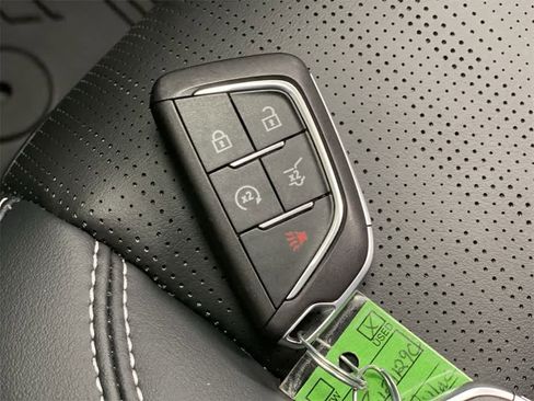 Certified 2024 Cadillac Lyriq Sport image 30