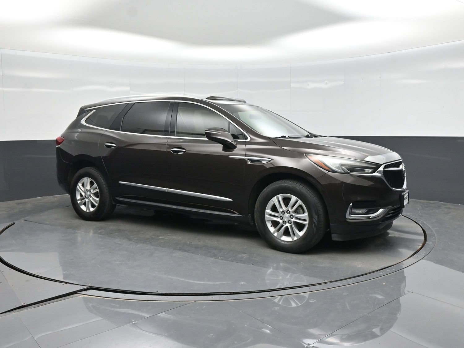 Used 2018 Buick Enclave Essence FWD image 14