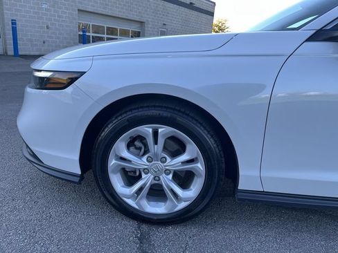 Used 2025 Honda Accord LX image 20