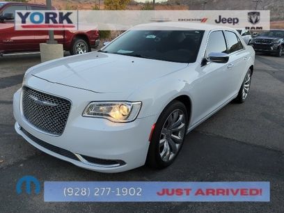 Used 2018 Chrysler 300 Touring w/ Chrome Appearance Package