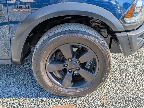 Used 2019 RAM 1500 Classic Warlock image 9