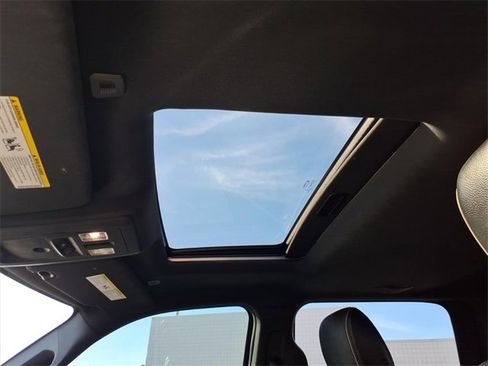 Used 2017 RAM 1500 Limited image 3