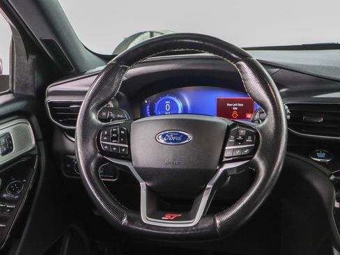 Used 2021 Ford Explorer ST w/ ST Street Pack image 12