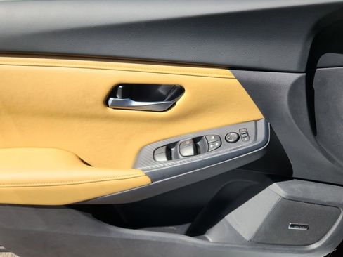 New 2025 Nissan Sentra SV w/ SV Premium Package image 8