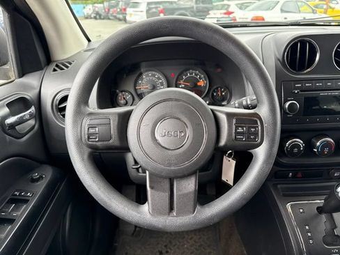 Used 2014 Jeep Compass Sport w/ Power Value Group FWD image 15