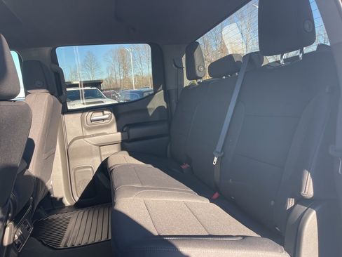 Used 2025 Chevrolet Silverado 1500 Custom Trail Boss w/ Turbomax Blackout Package image 13