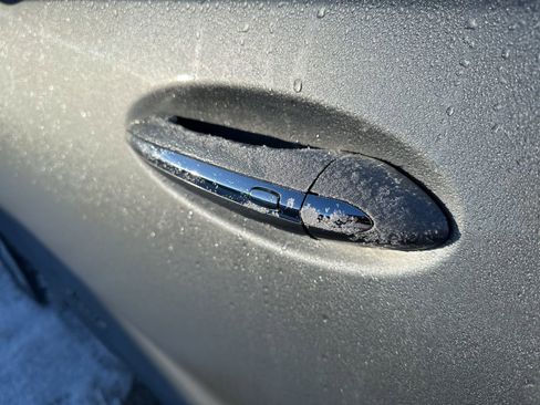 Used 2024 Buick Encore GX Avenir w/ Avenir Convenience Package image 9