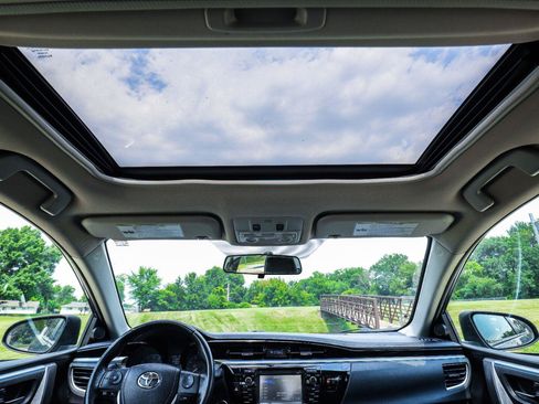 Used 2014 Toyota Corolla S FWD image 6