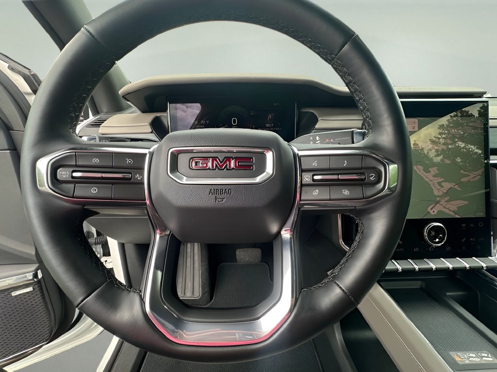 Used 2026 GMC Acadia Elevation w/ Elevation Premium Package FWD image 17