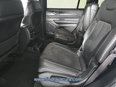Used 2024 Jeep Grand Cherokee L Altitude RWD image 14