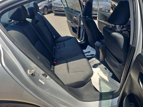 Used 2014 Honda Accord LX image 17