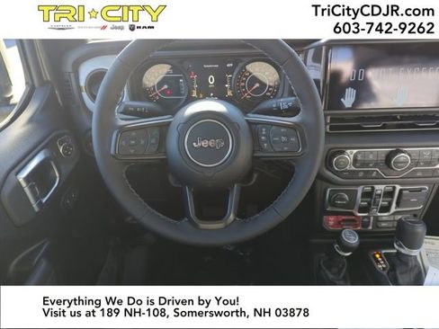 New 2026 Jeep Gladiator Willys image 6