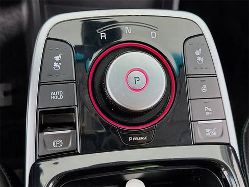 Used 2022 Kia Niro EX Premium w/ Cold Weather Package image 20