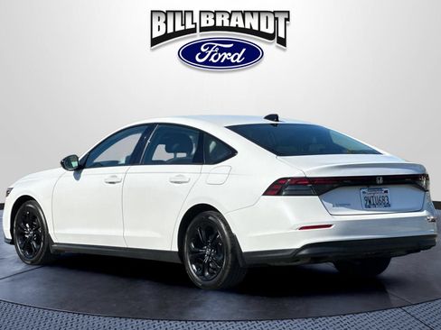 Used 2025 Honda Accord SE image 5